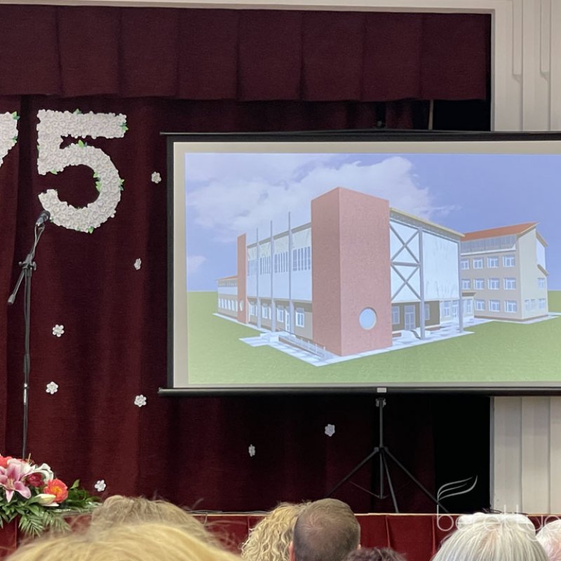 75 éves az Arany János Gimnázium 53